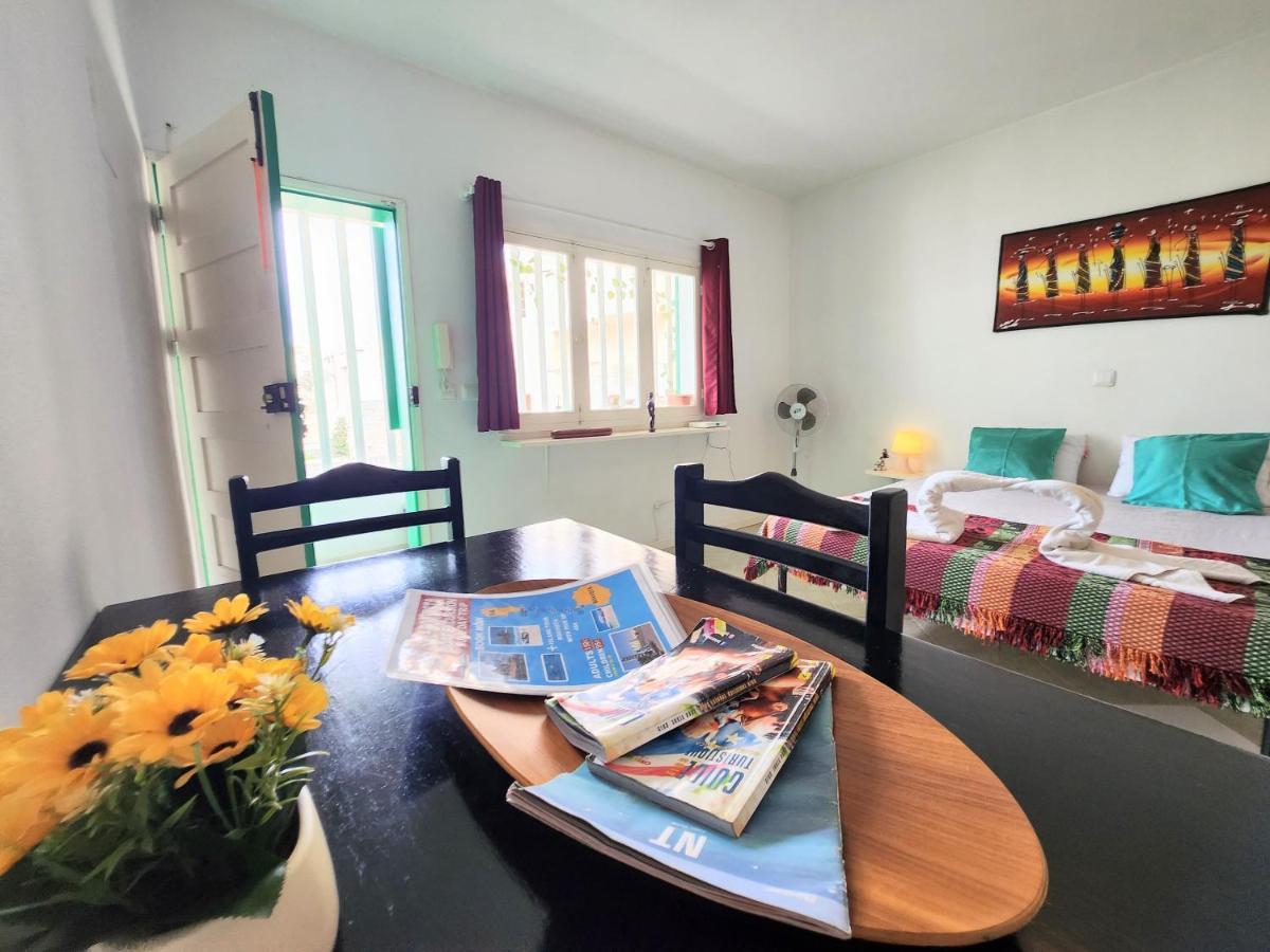 Cozy Studio Close To The Beach! Santa Maria Luaran gambar